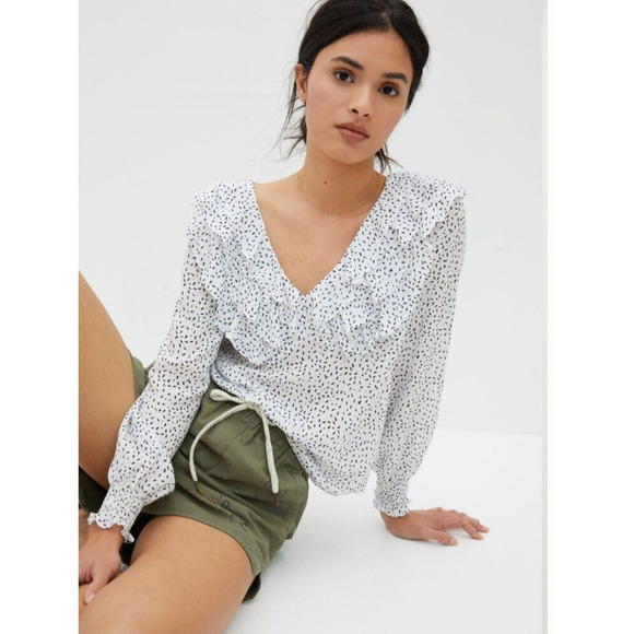 Anthropologie Hutch Ruffle Double V Neckline Smocked Sleeve Medium - Picture 2 of 11